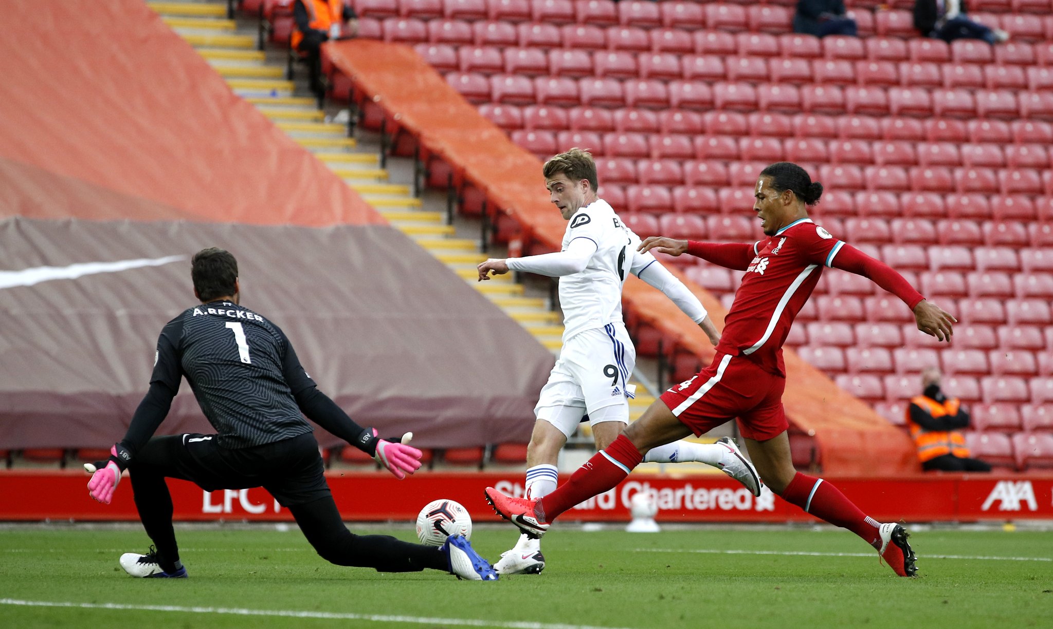 上出现波动 上出现波动